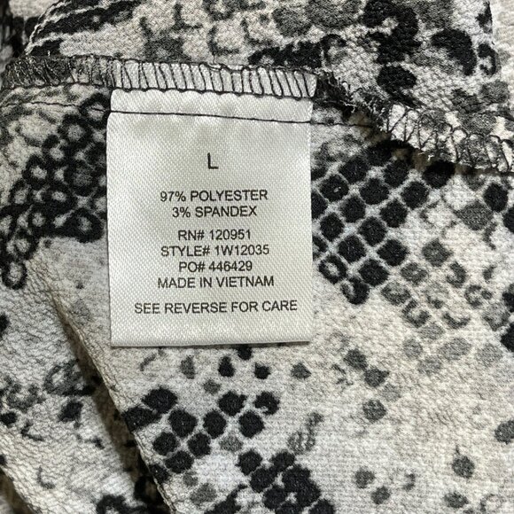 New Hippie Rose Snake Print Top Black White Size L Large Front Twist - Picture 7 of 8